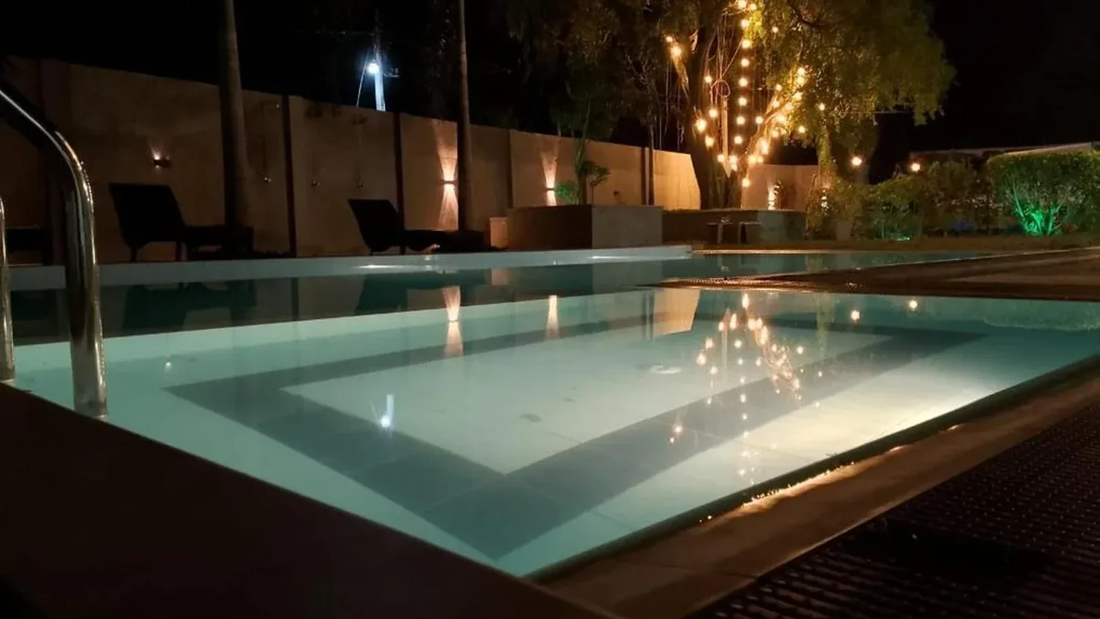 Swimming pool at Malindu Yala Gate at night